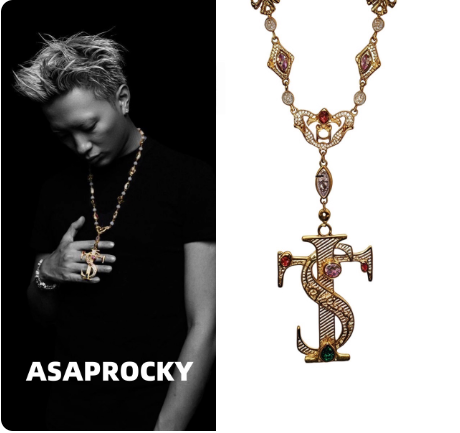 Collier pendentif serpent doré