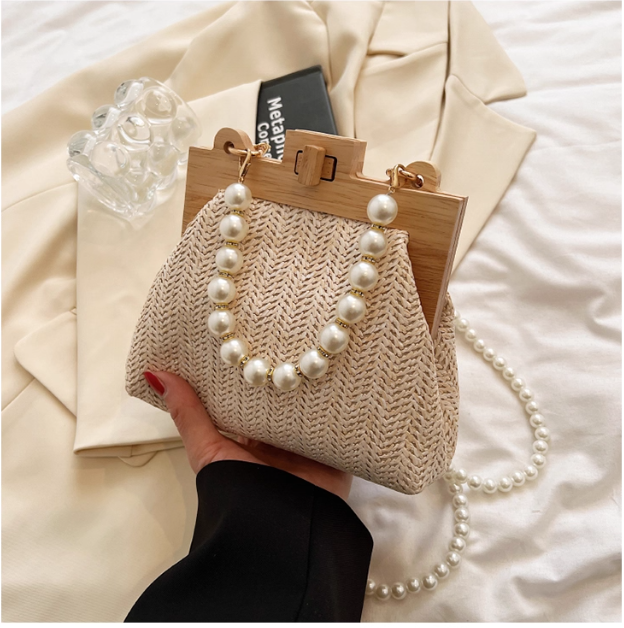 Sac à main en paille tressée