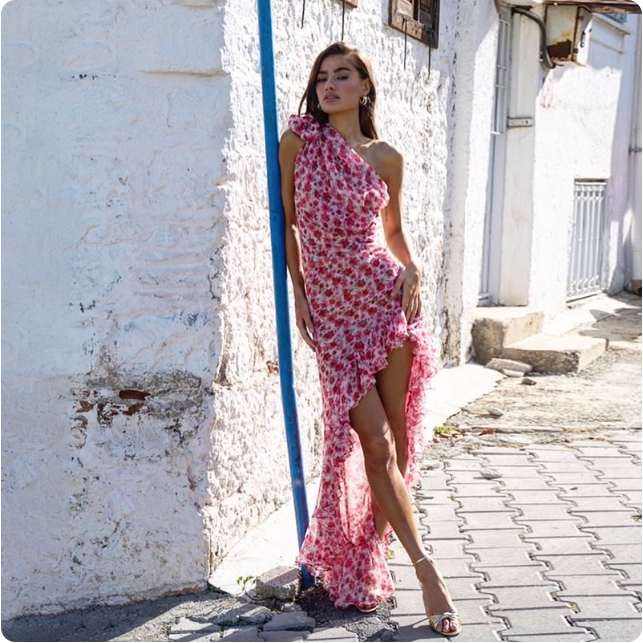 Robe longue asymétrique à fleurs