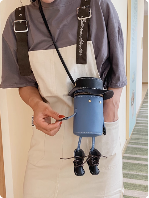 Sac bandoulière en forme de bonhomme