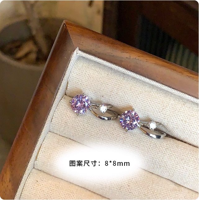 Boucles d'oreilles en zircon violet