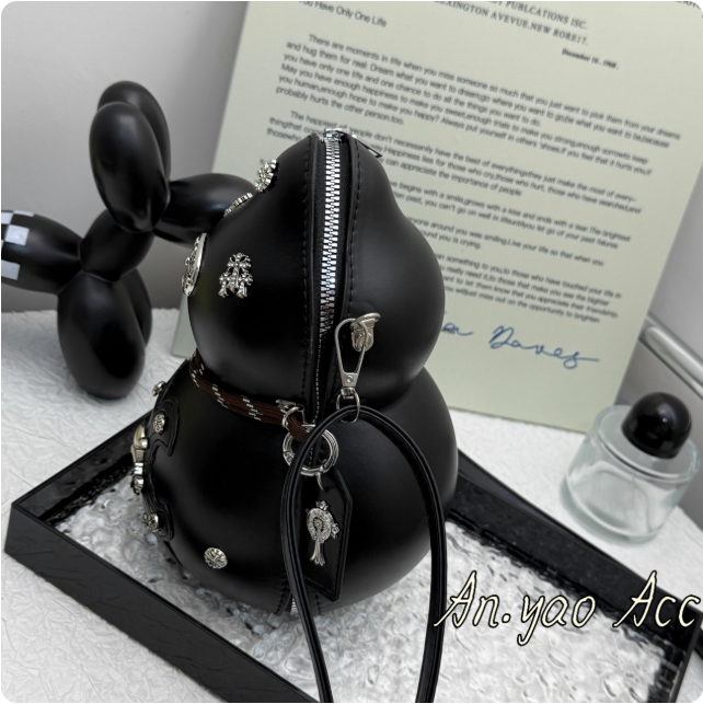 Sac à main noir fantaisie