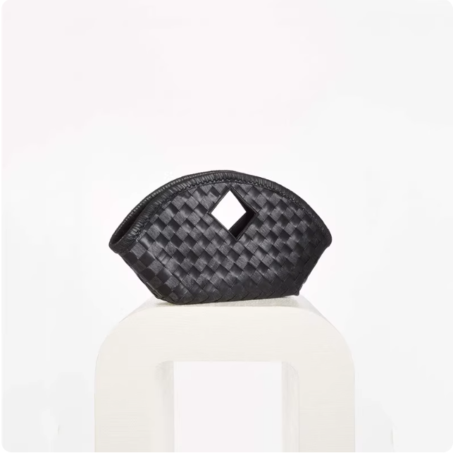 Sac à main tressé noir