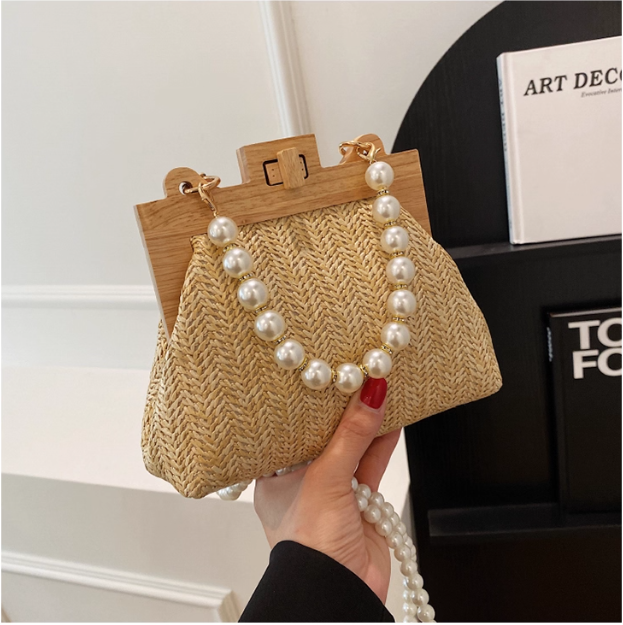 Sac à main en paille tressée