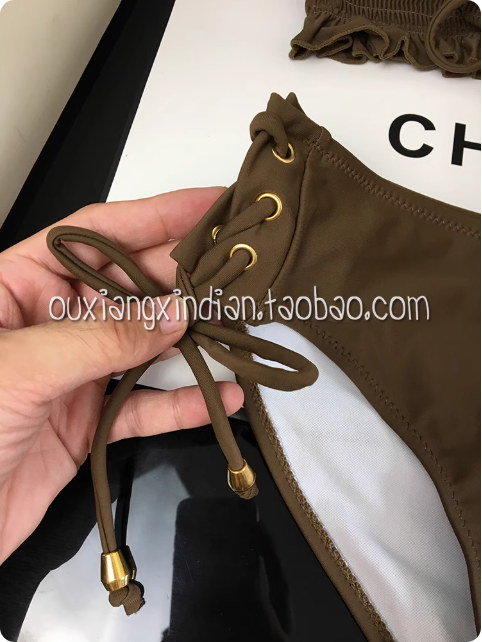 Bikini Chanel marron