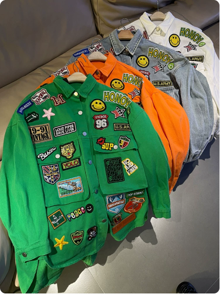 Veste verte à patchs
