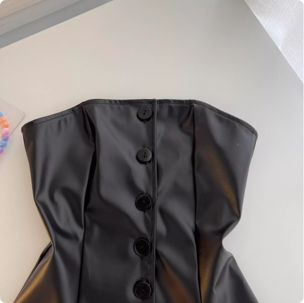 Corset noir en simili cuir