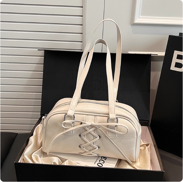 Sac à main en cuir brun