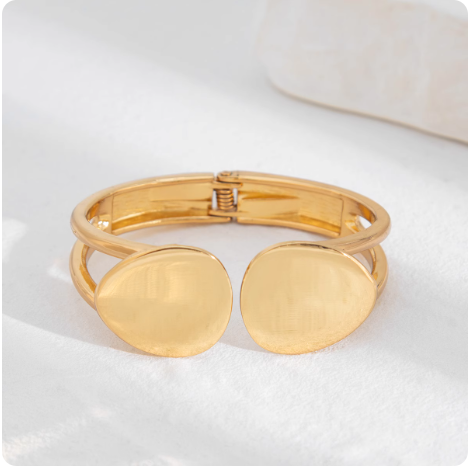 Bracelet doré élégant
