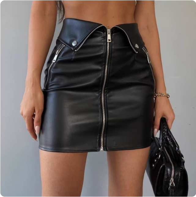 Jupe en cuir noir