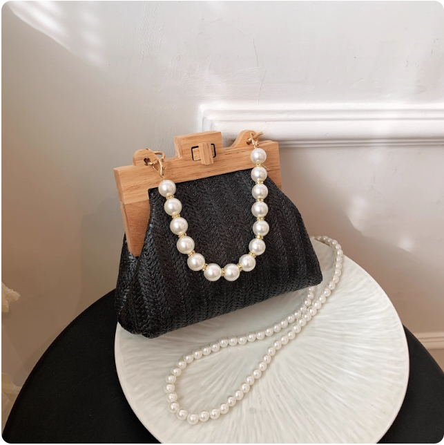 Sac à main en paille tressée