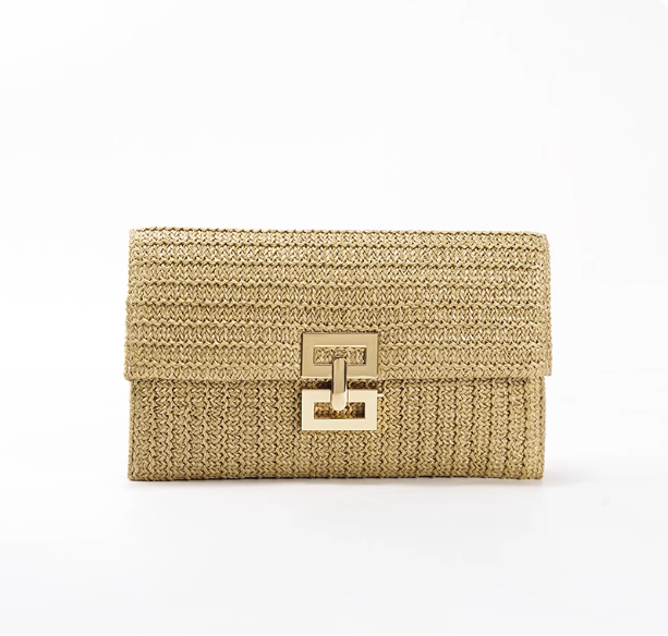 Pochette en raphia