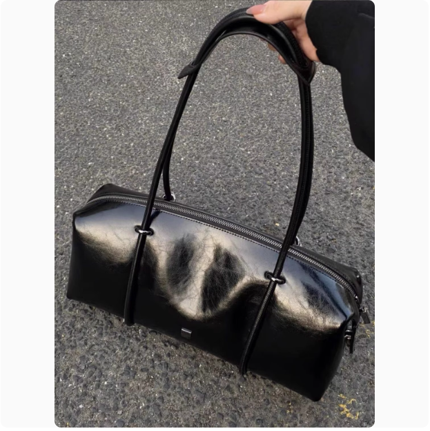 Sac de voyage en cuir noir