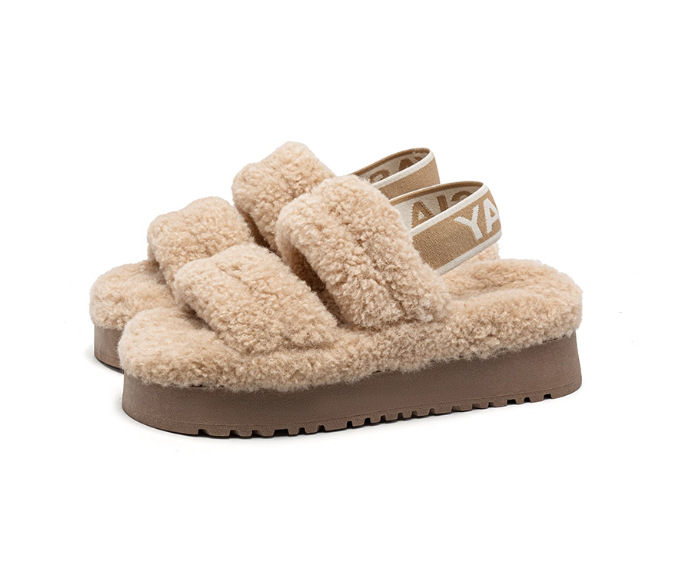 Sandales en peluche beige