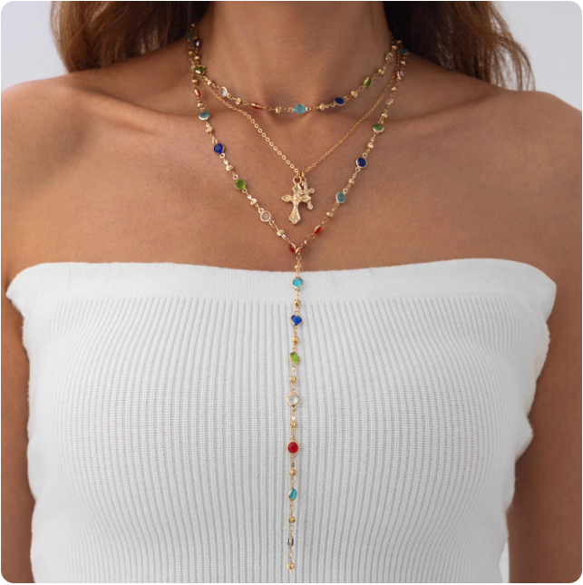 Collier à perles multicolores