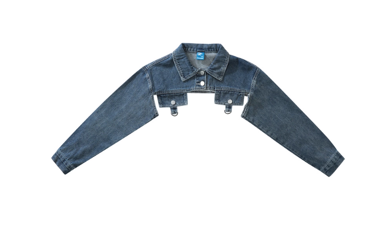 Veste en jean déstructurée