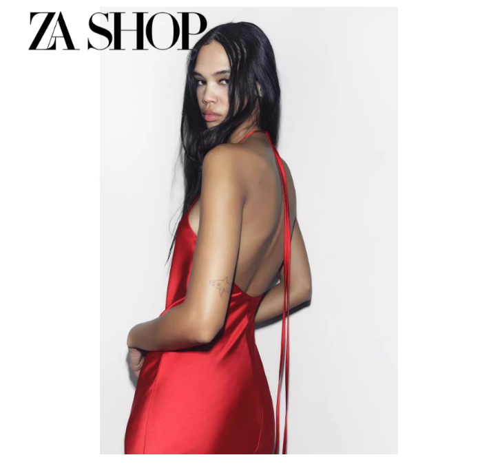 Robe longue satinée rouge