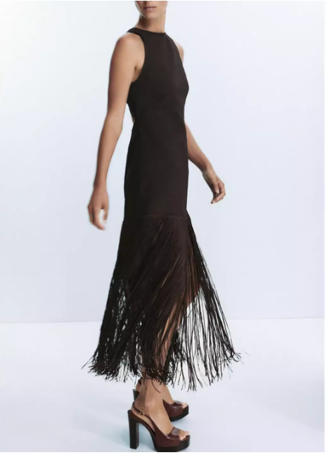 Robe noire à franges