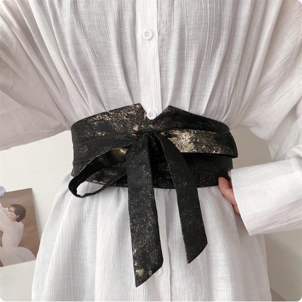 Ceinture large en tissu