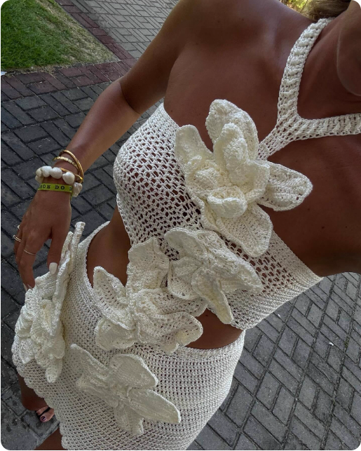 Robe en crochet avec fleurs