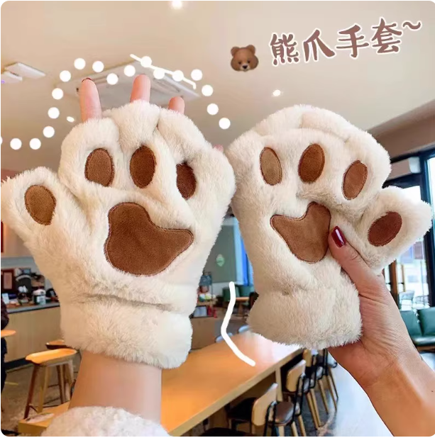 Moufles patte de chat en peluche