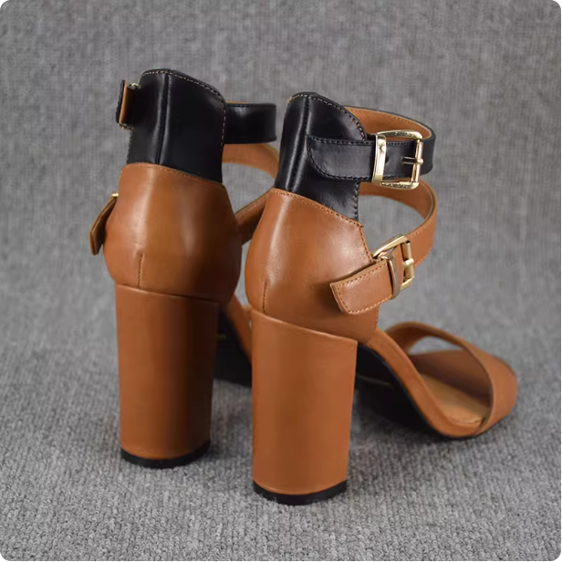 Sandales à talon bloc en cuir