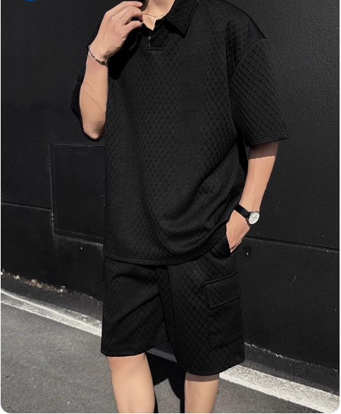 Ensemble poncho et short noir