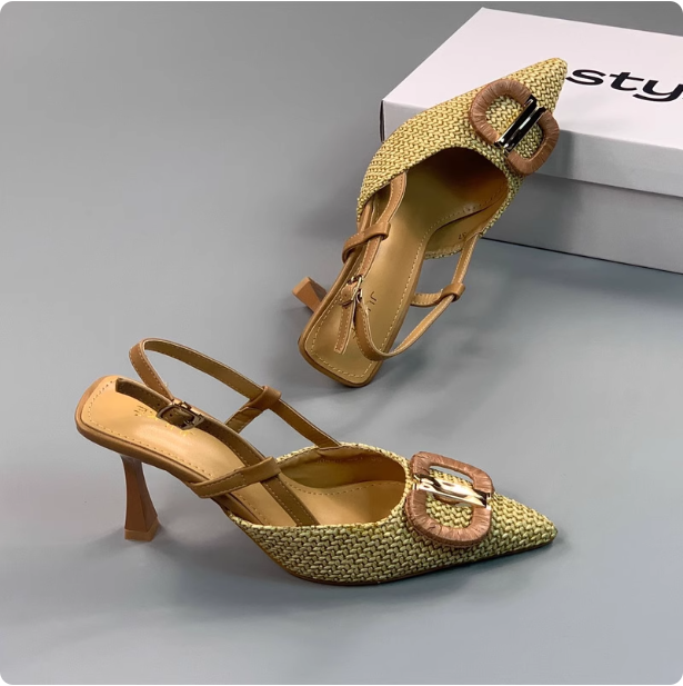Chaussures à talons tressées