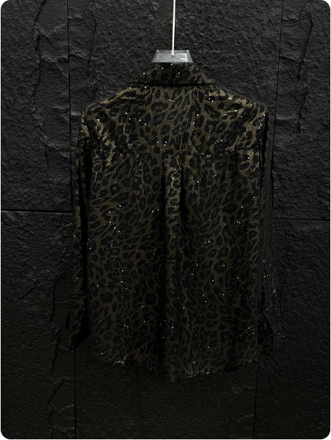 Chemise à motif léopard