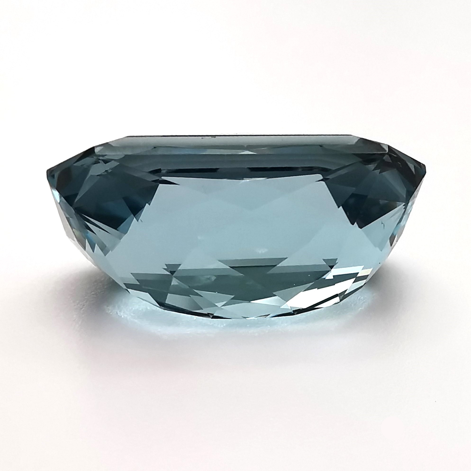 11 ct. radiant cut aquamarine