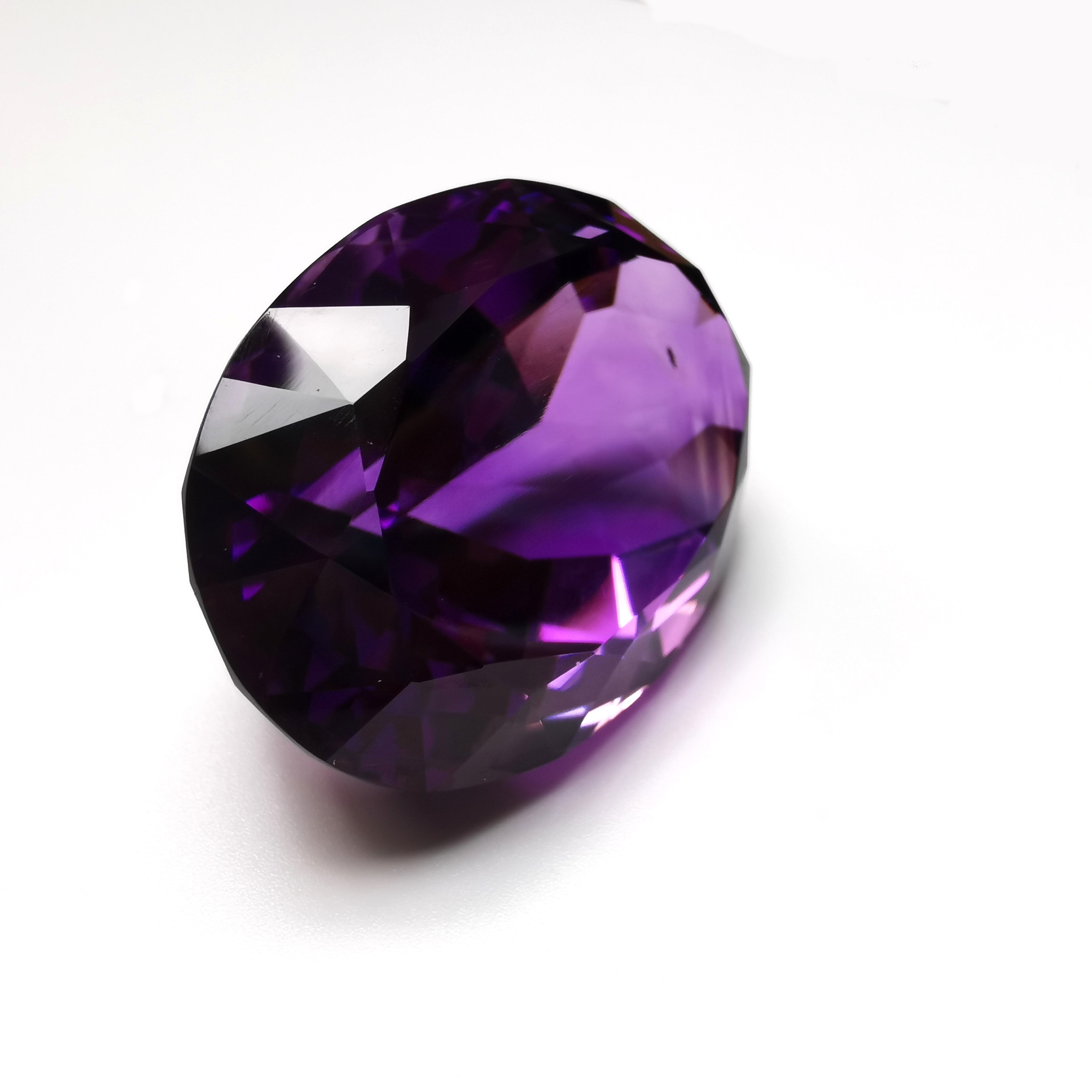 massive 92.6 ct. gem quality amethyst 