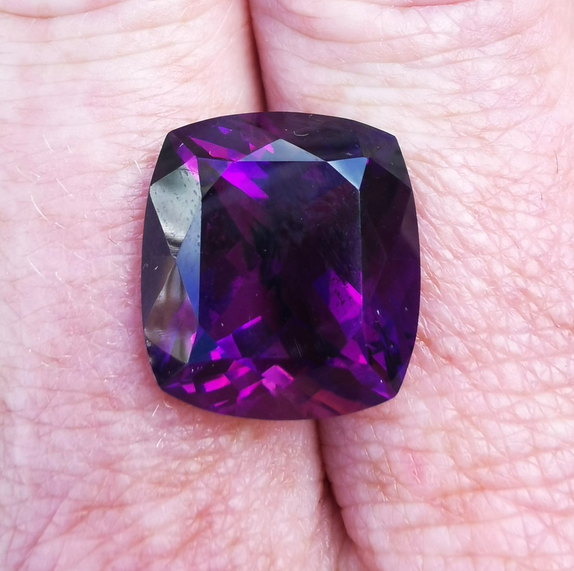 12 ct. reddish purple amethyst