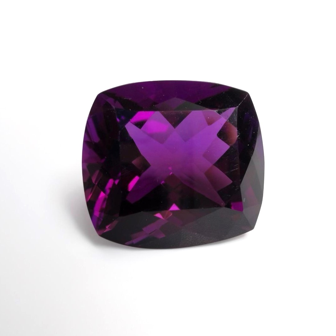 12 ct. reddish purple amethyst