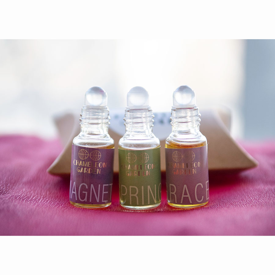 Set of three natural oil perfumes