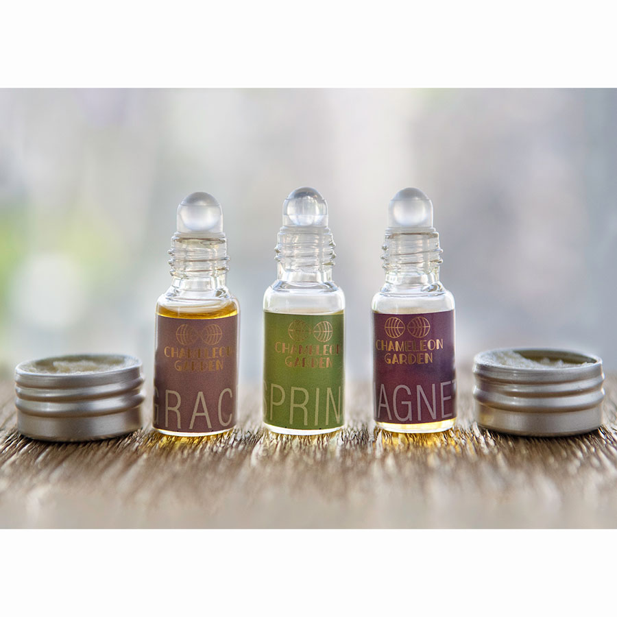 Set of five natural perfumes