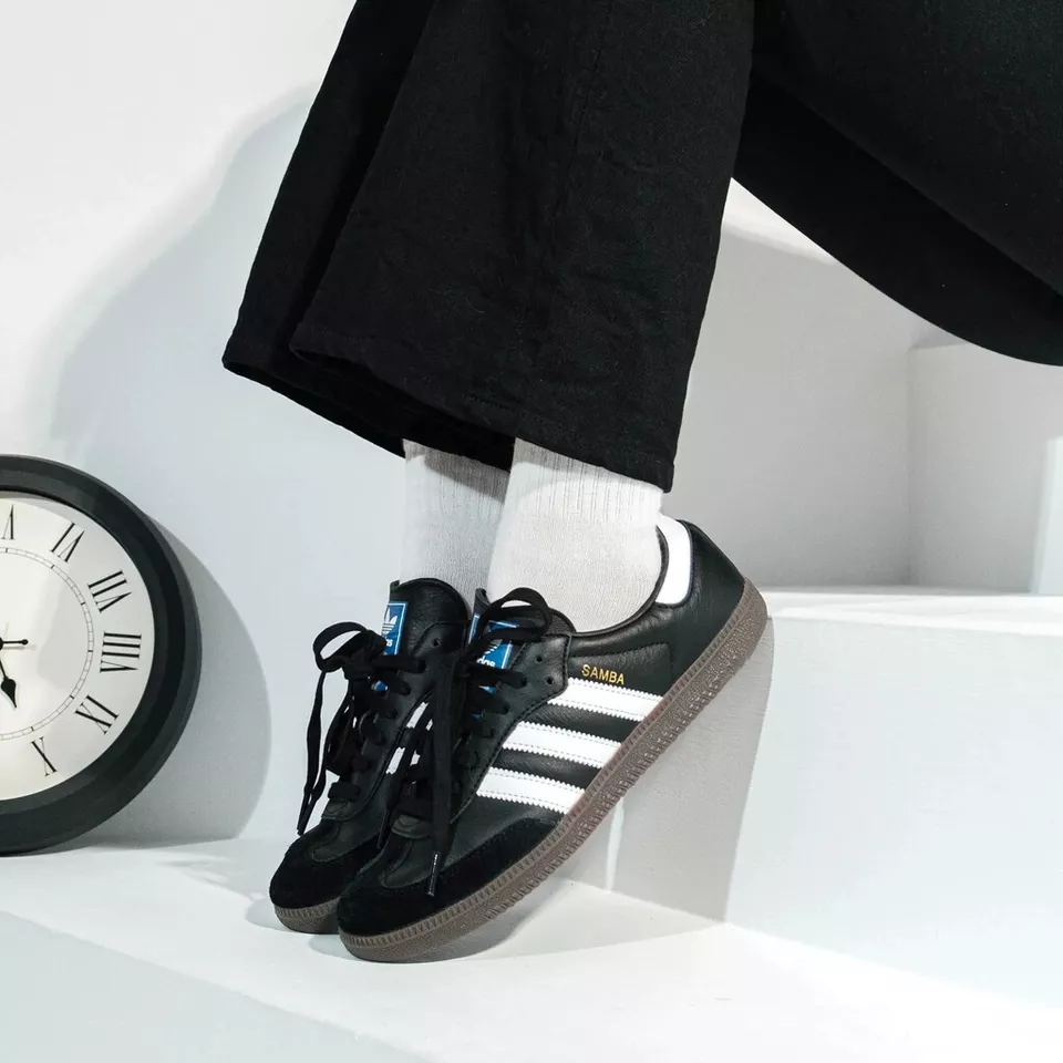 Adidas Samba OG – Classic Black & White