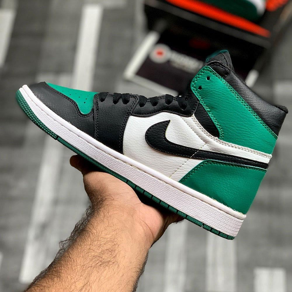 Air Jordan 1 Retro High OG “Pine Green Reverse Swoosh”
