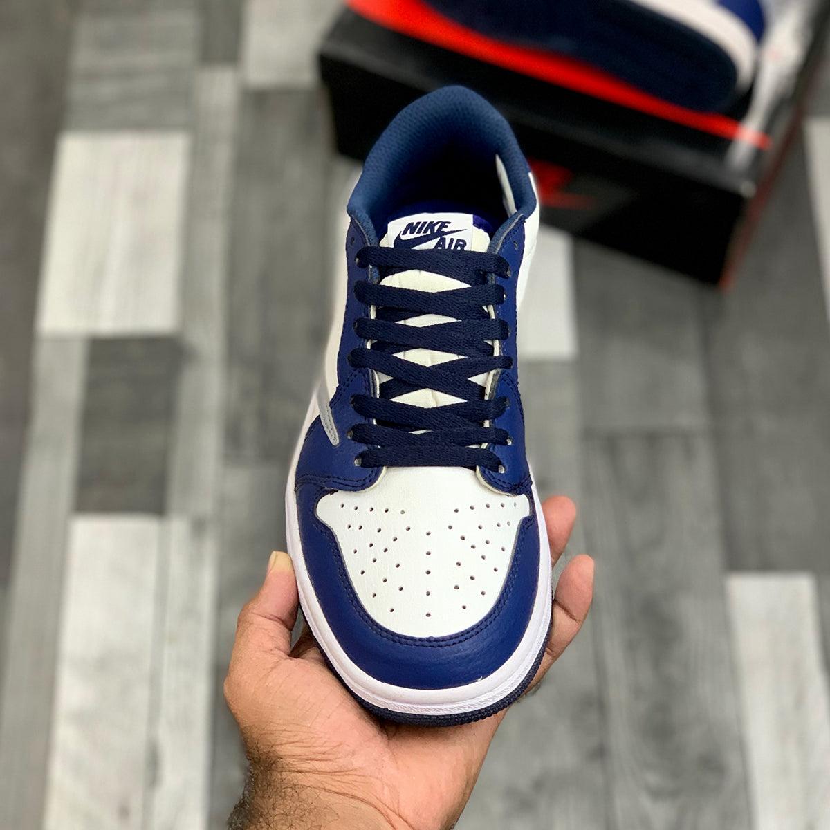 Air Jordan 1 Low OG – Midnight Navy & White
