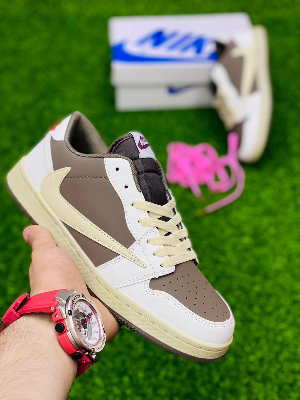 Air Jordan 1 Low OG – Mocha Cream Edition