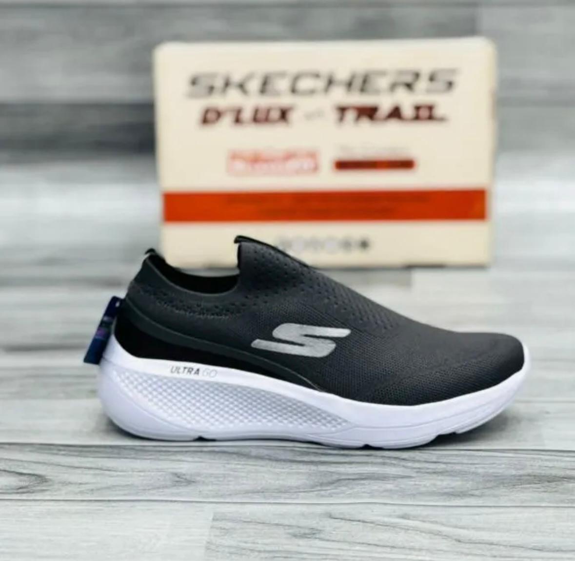 Skechers Ultra GO Slip-On Sneakers