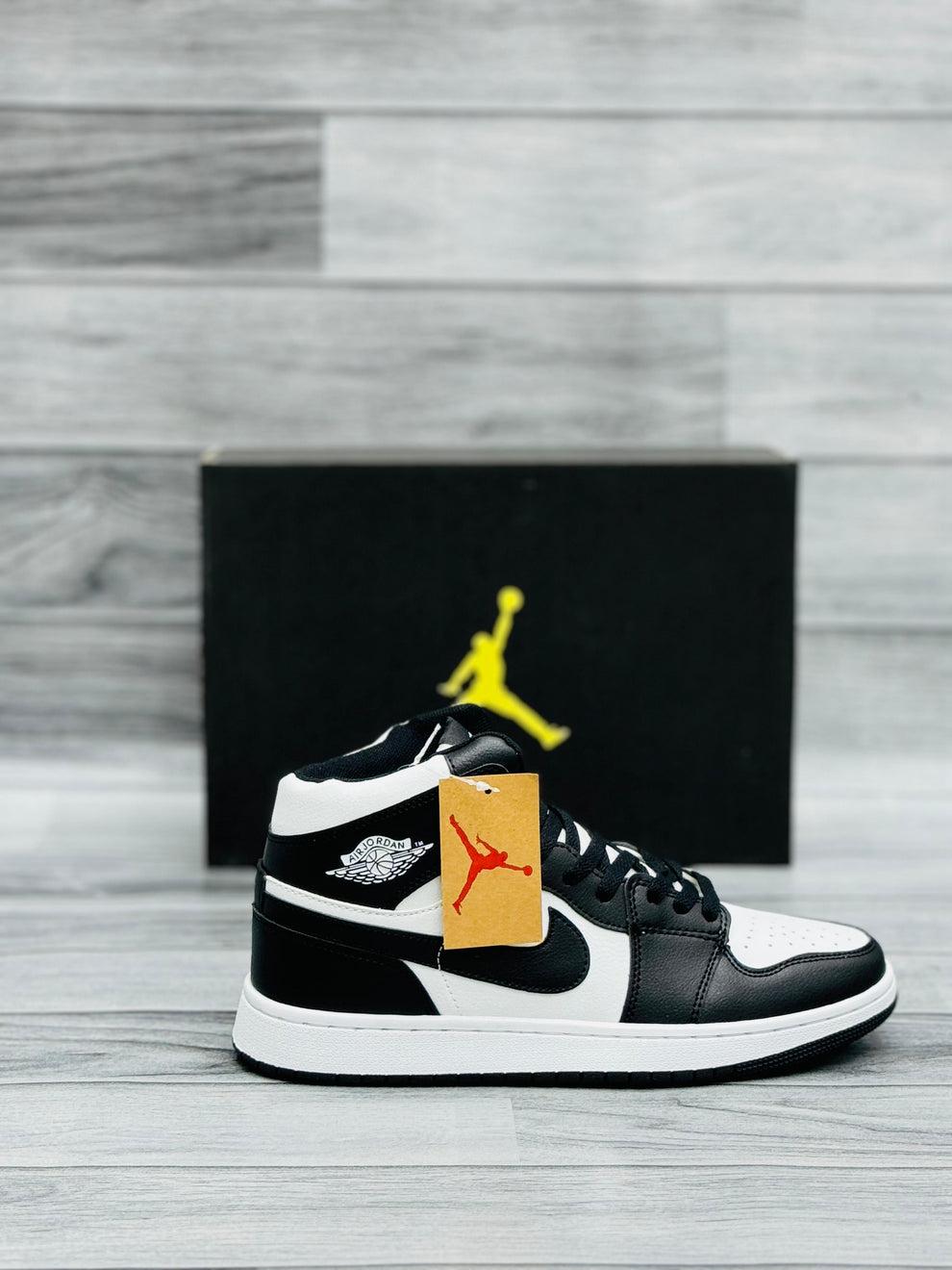 Nike Air Jordan 1 High /Black-White”