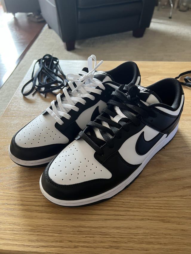 Nike Dunk Low "Panda"
