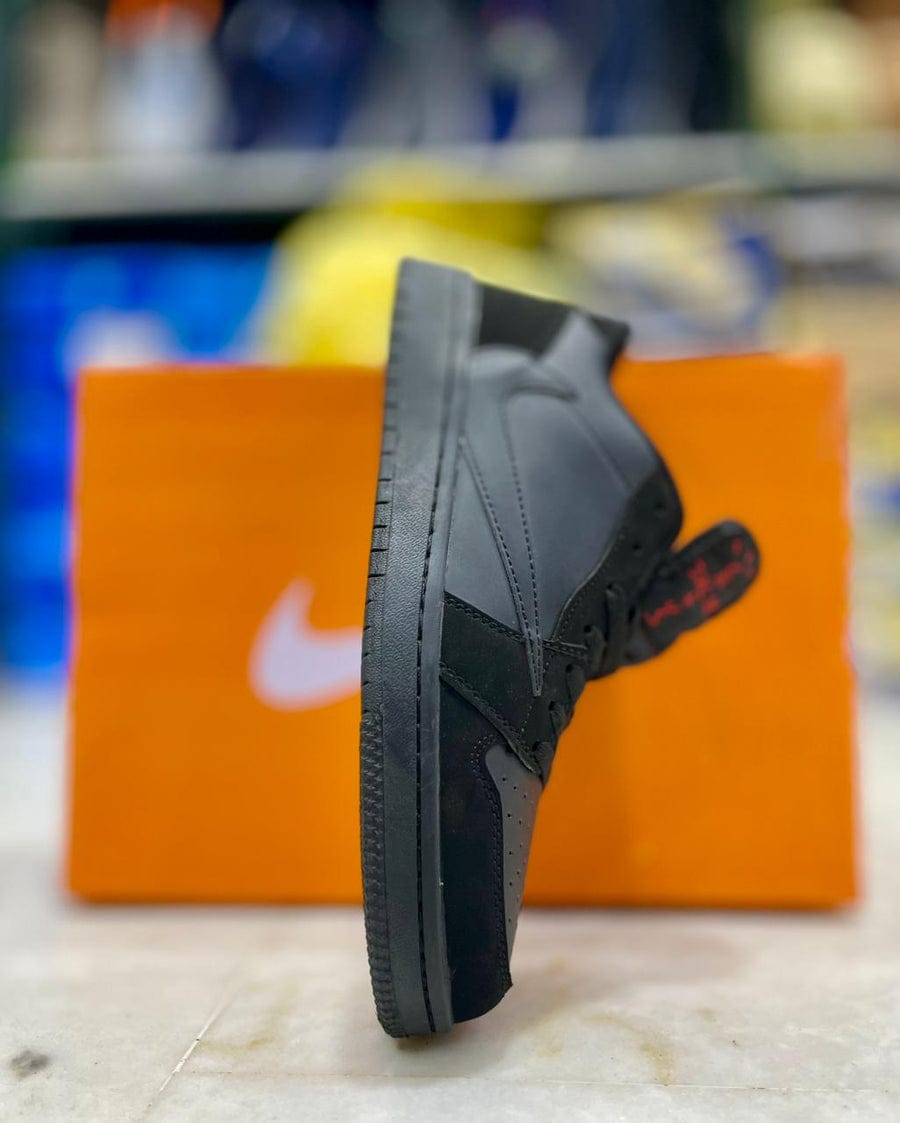 Nike AJ - 1 Low Travis Scott Retro Low Black