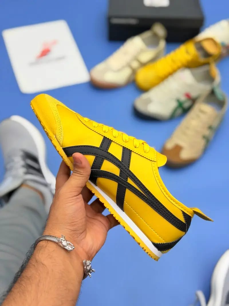 Onitsuka Tiger Mexico 66 Yellow/Black Classic Sneaker