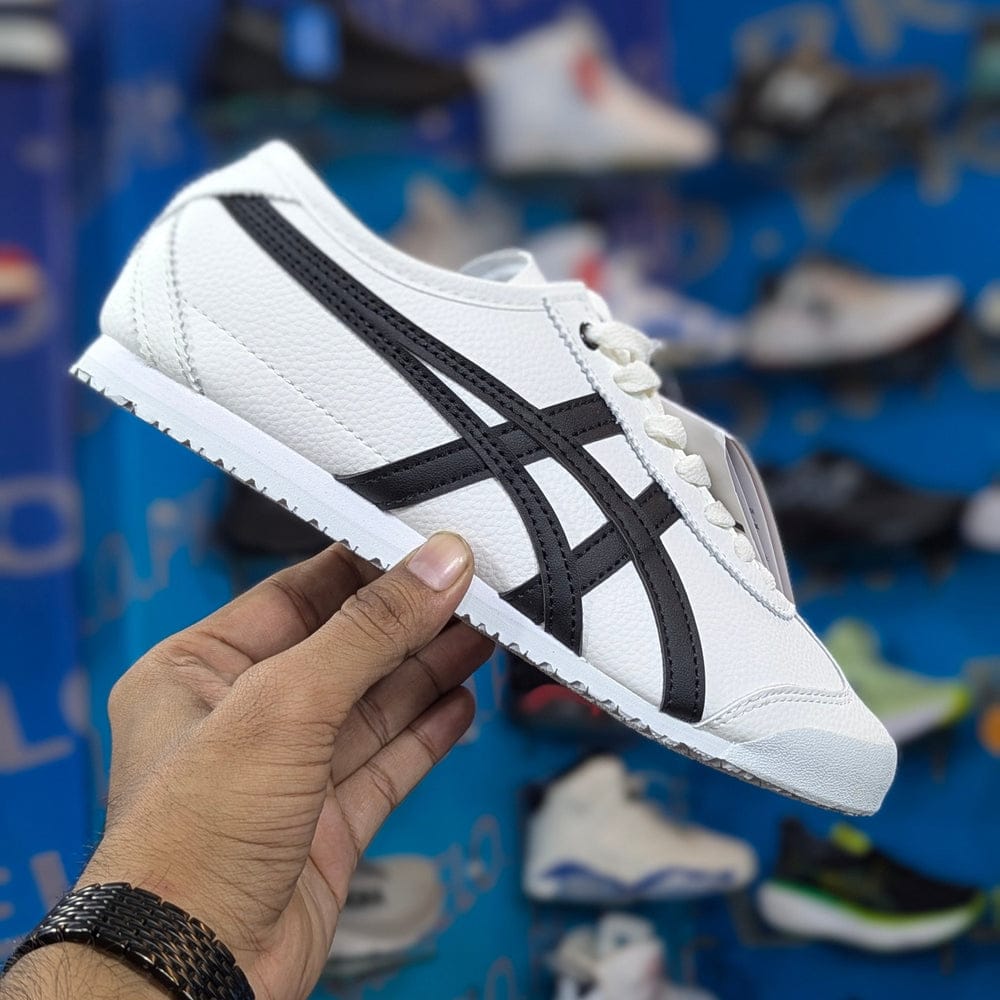 Onitsuka Tiger Mexico 66 White/Black Classic Sneaker