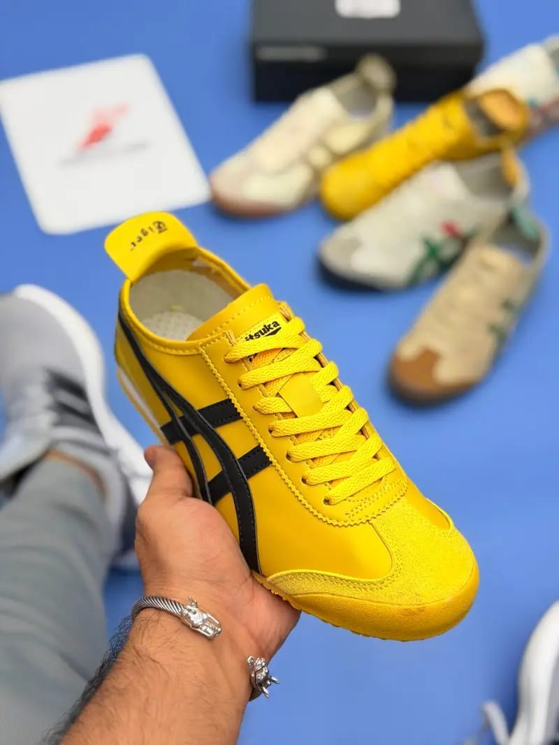 Onitsuka Tiger Mexico 66 Yellow/Black Classic Sneaker