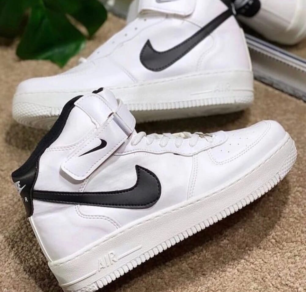 Nike Air Jordan - White & Black Mid-Top Air 