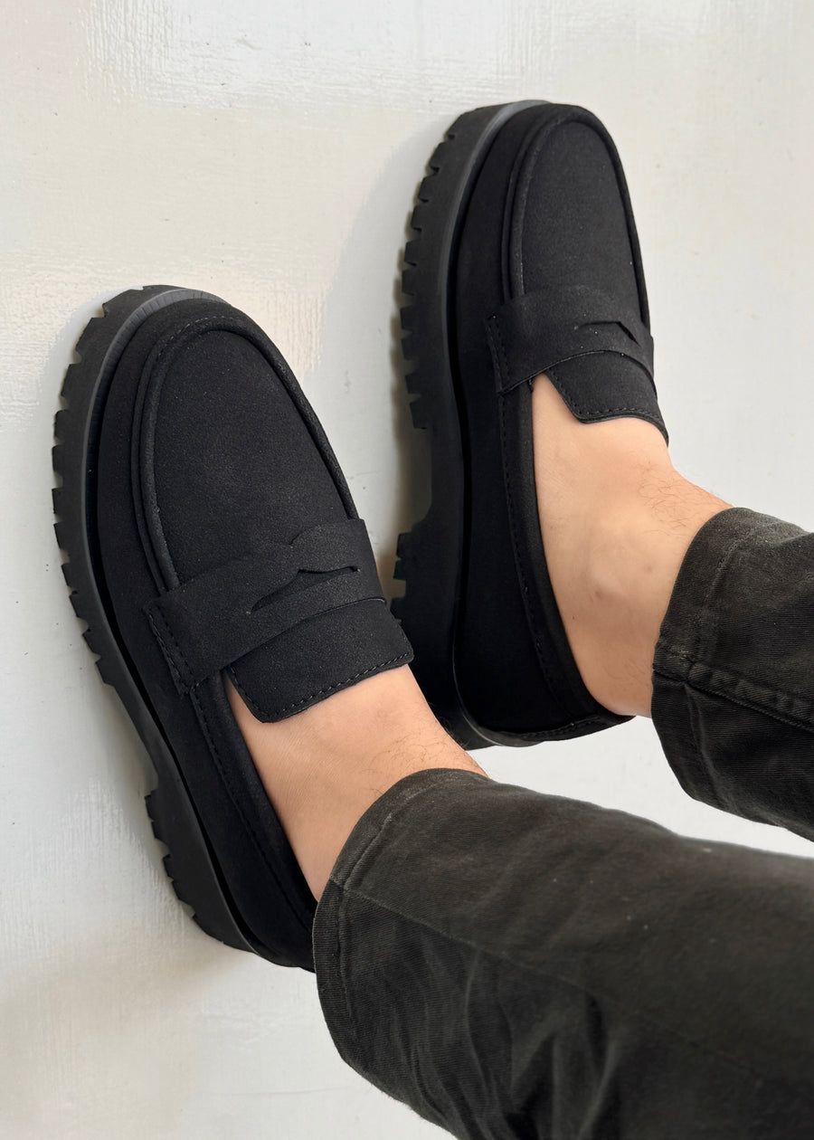 Black Loafers – Men’s Luxury Slip-Ons