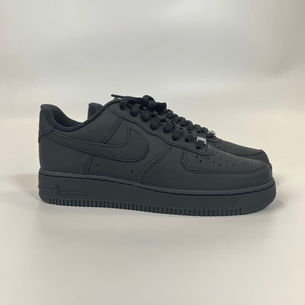 Nike Air Force 1 '07 Low – Triple Black