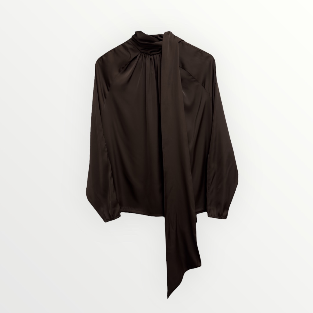 DEAL / Bow-tie blouse and midi skirt